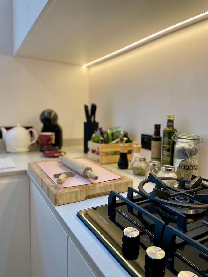 Premium Place Podchorążych Apartament *